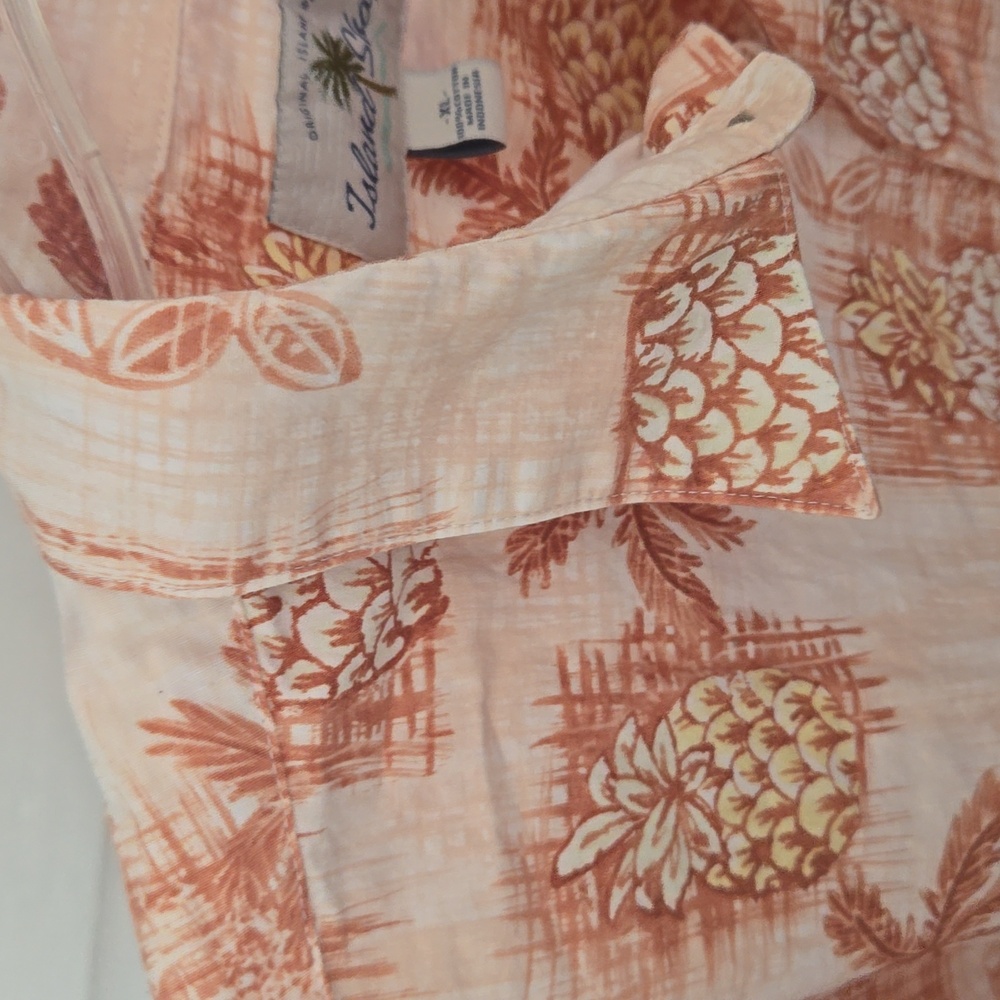 Island Shores tropical short sleeve shirt - Picture 3 of 10